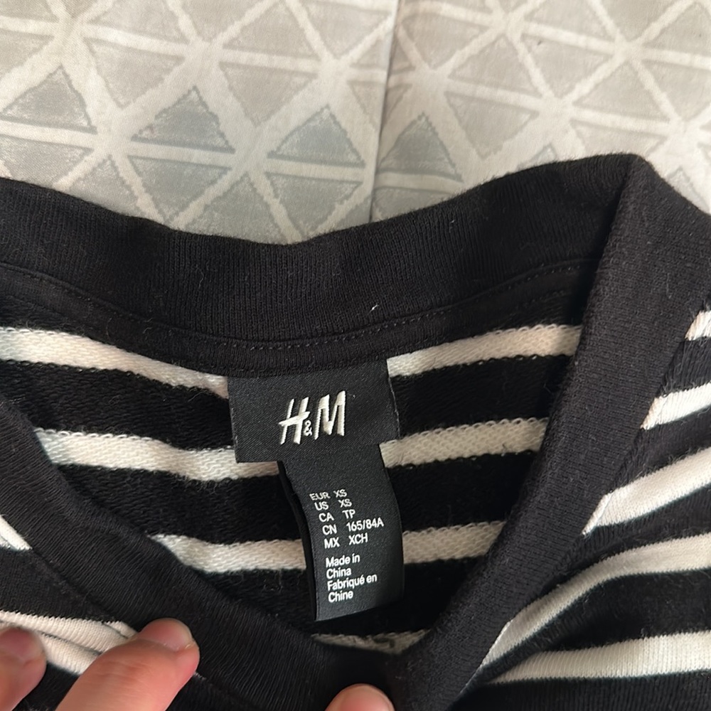 H&M - Picture 3 of 4